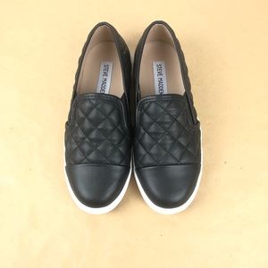 Steve Madden slip on shoes